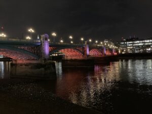 river-thames-walk-illuminated-river-2